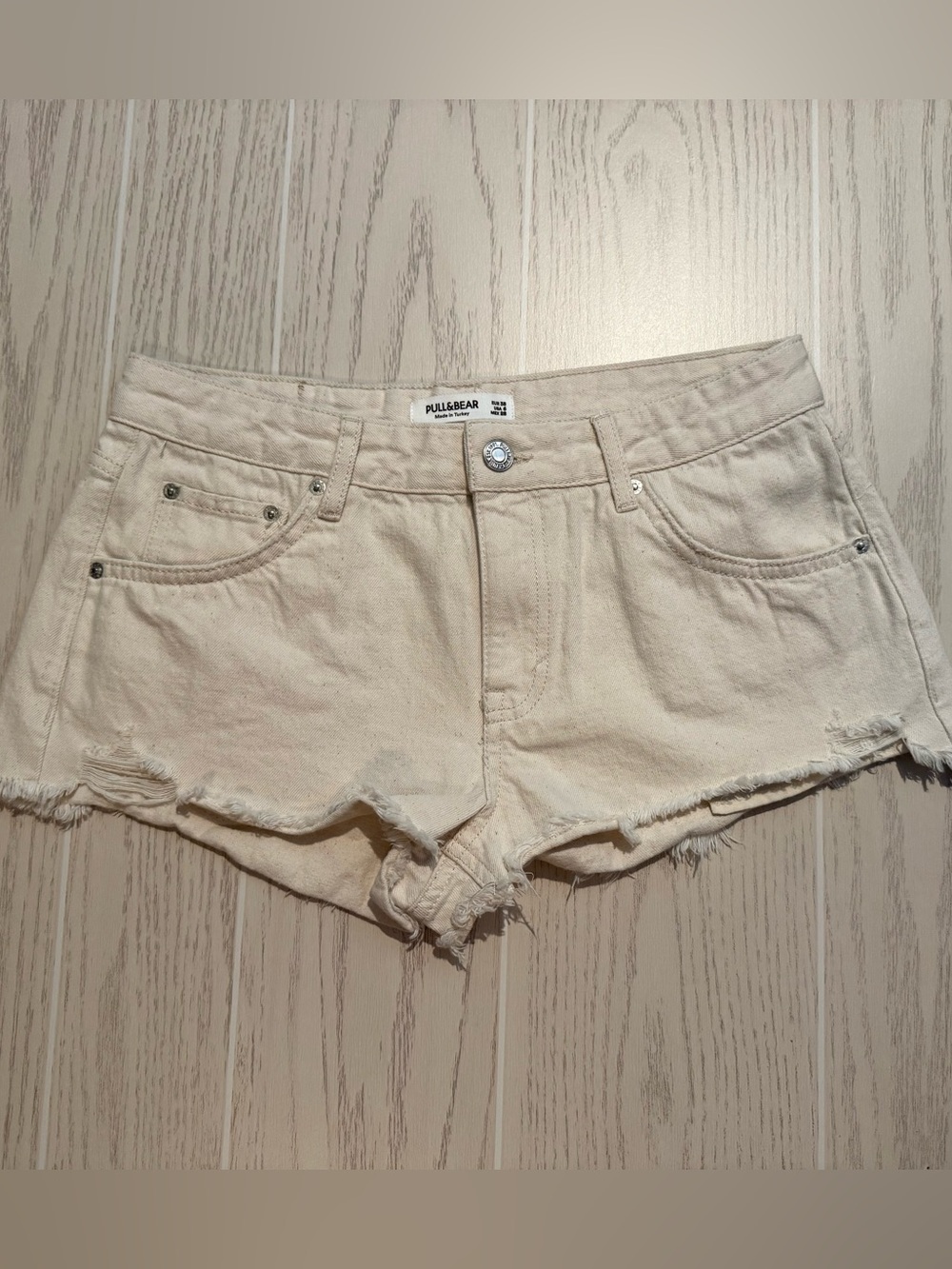 Pull&Bear Beige Denim Cutoff Shorts Women’s Size 6 Raw Hem Distressed